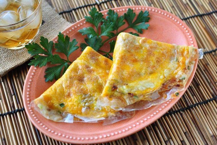 器に盛られたバインチャンヌン