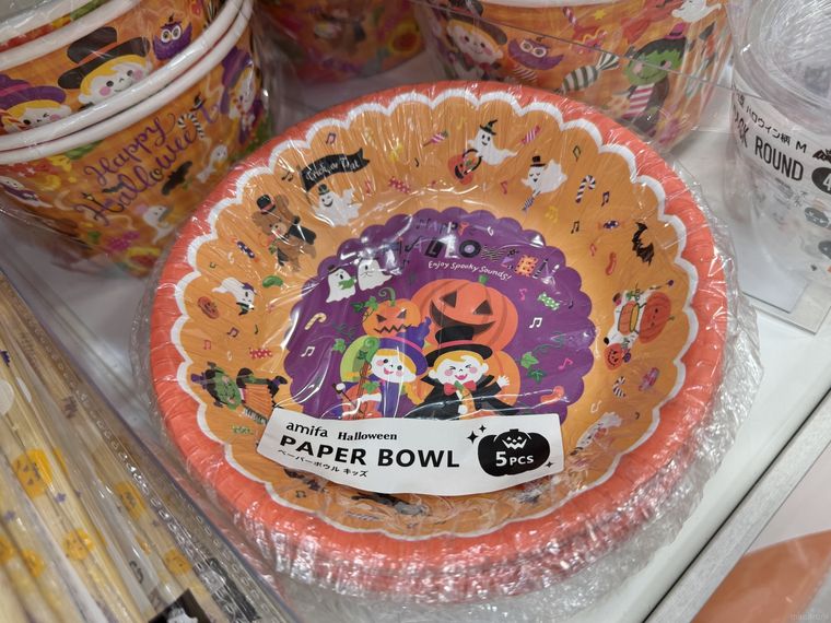セリアのハロウィンペーパーボウル キッズ