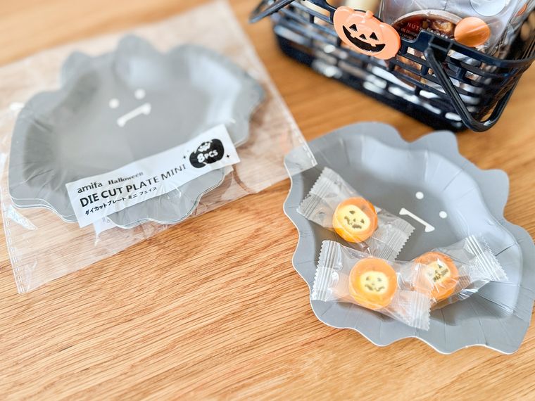 キャンドゥのダイカットプレート ミニフェイス