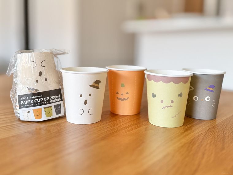 キャンドゥのペーパーカップ フェイスデザイン