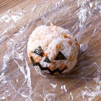 作り方 ハロウィンにぴったりおばけおにぎり
