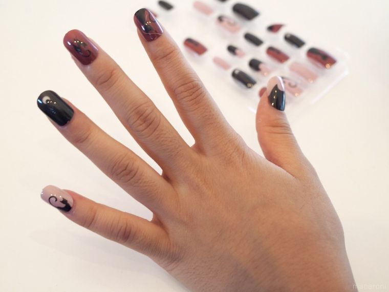 3COINSのキッズネイルチップ