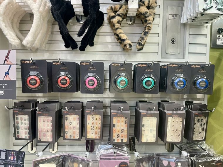 3COINSのヘアチョーク