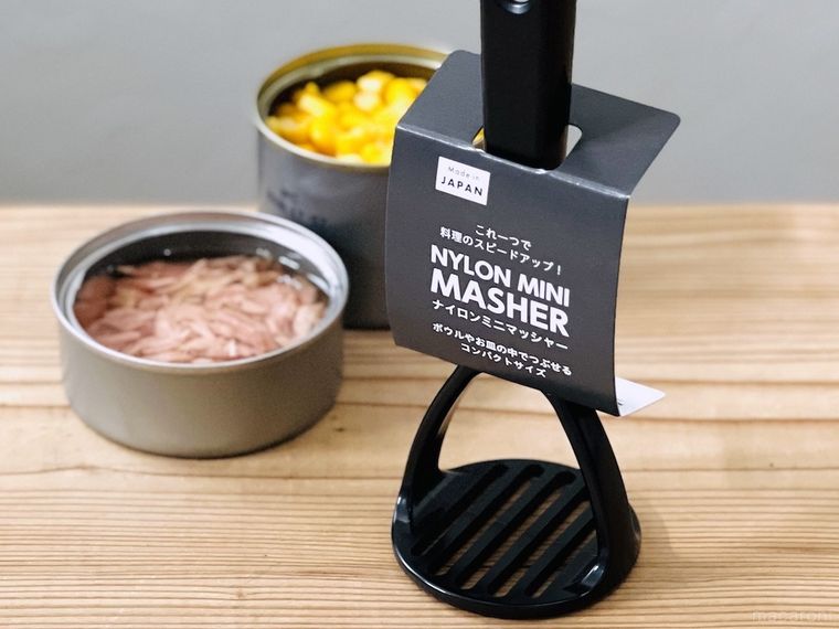 ツナ缶、コーン缶、ダイソーのナイロンミニマッシャー