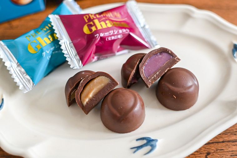 お皿にのったチョコレート