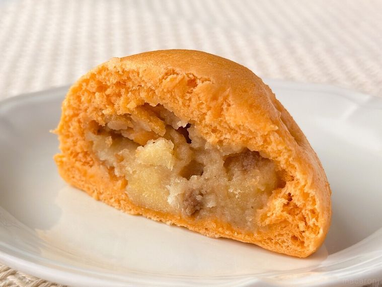 じゃがまるくんポテトミートの断面