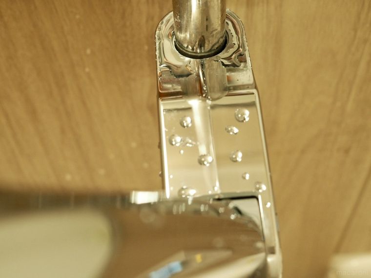 シャワースタンド