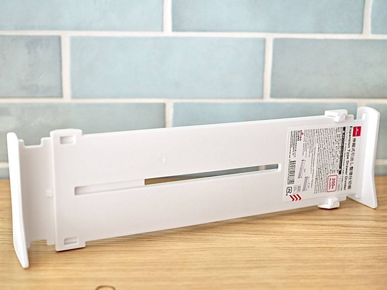 ダイソー伸縮式引出し整理仕切板