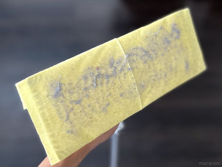 ホコリや髪の毛がついたダイソーのからっぷきん