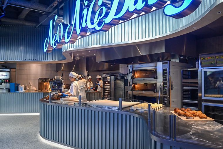 ハンバーガーの店内