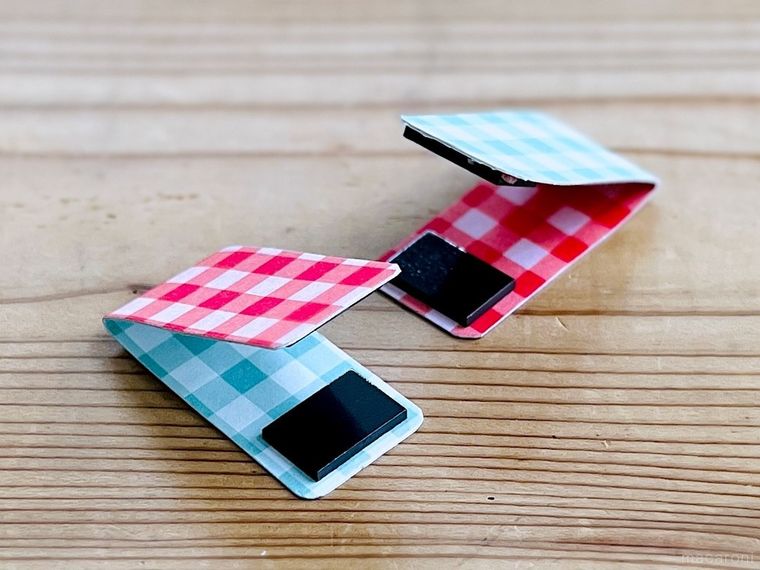 ペーパークリップが2個並んでいる様子