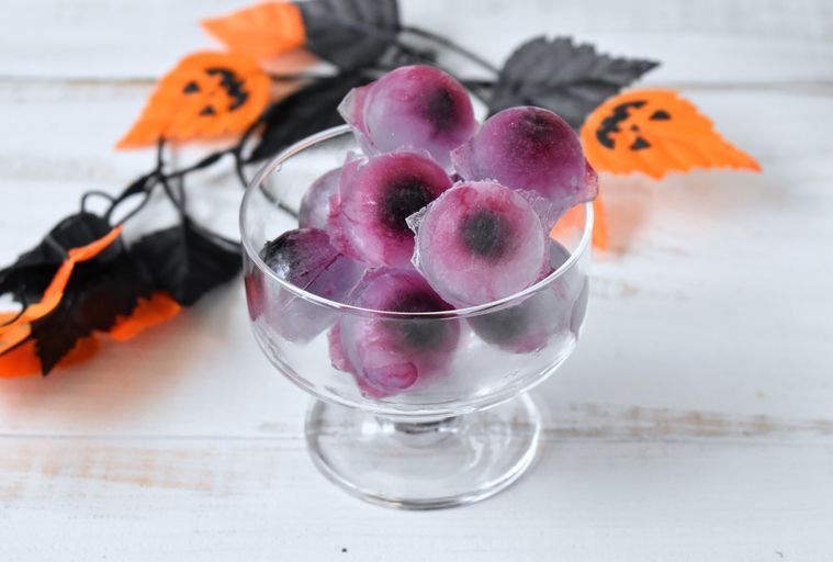 グラスに盛った目玉氷