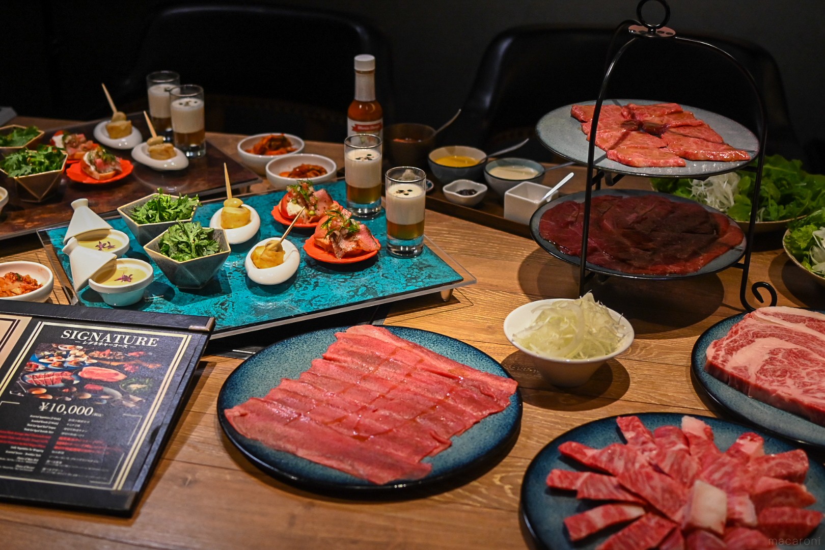 焼肉きんぐ運営会社の高級ブランド。「和牛焼肉NIKUGEN 赤坂店」で