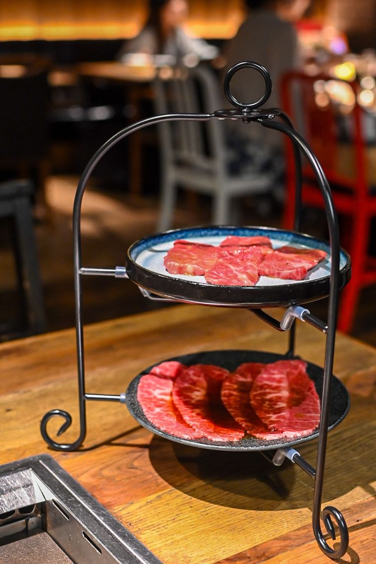 皿にのったお肉