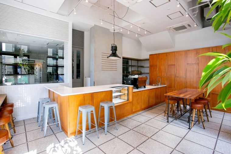 ザローカルコーヒースタンド福岡の店内イメージ