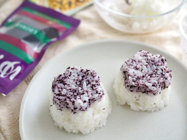 お花のおにぎり