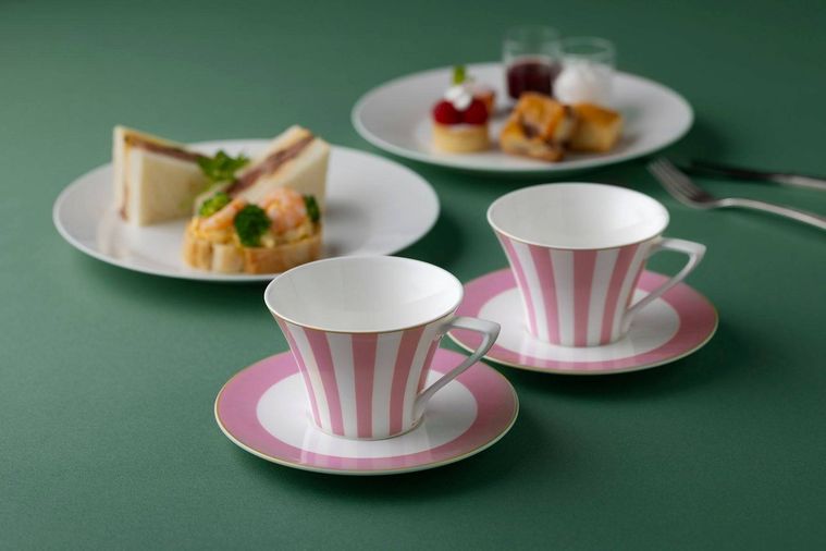 1. PINKティーカップソーサー2客セット