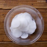 作り方 ひらひら大根の梅サラダ