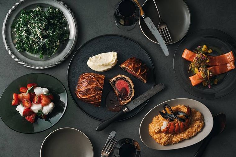 ロマンティック ディナー