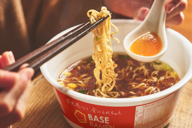 BASE RAMEN 醤油ラーメン