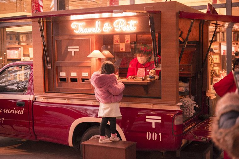 日本郵便ポストカーのイメージ