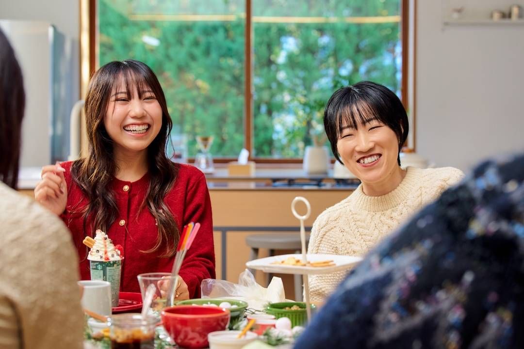 ホリデーカップアレンジを楽しむマカロニメイト