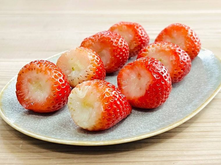 ヘタを取ったいちご