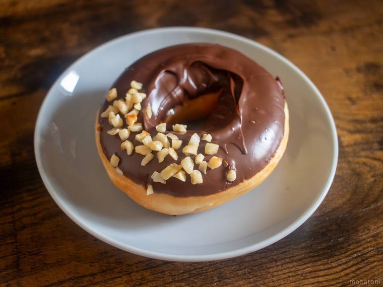 クリスピークリームドーナツヌテラヘーゼルナッツ ウィズ ヌテラ