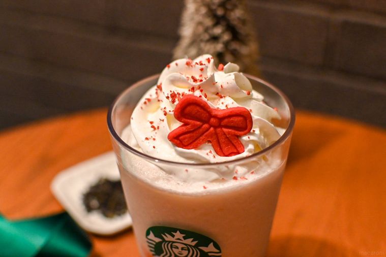 ドリンクのトッピングのアップ