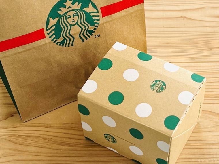 スターバックスのショッパーとボックス