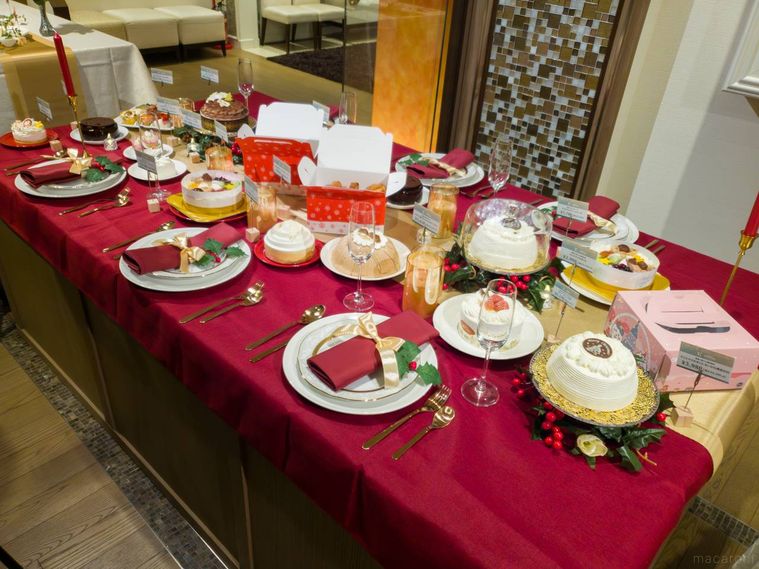 セブンイレブンのクリスマス商品発表会会場にセットされたフォトスポット