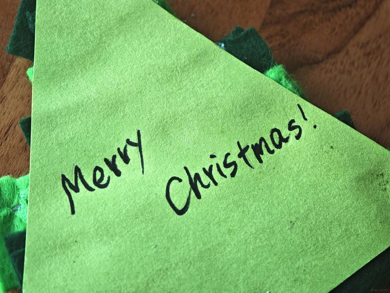 フェルトで作るクリスマスツリーの裏面