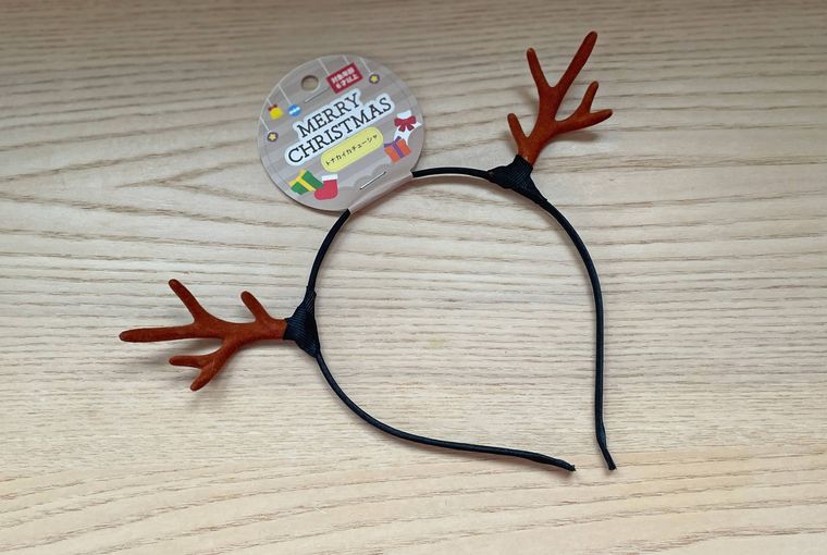 キャンドゥのトナカイカチューシャ