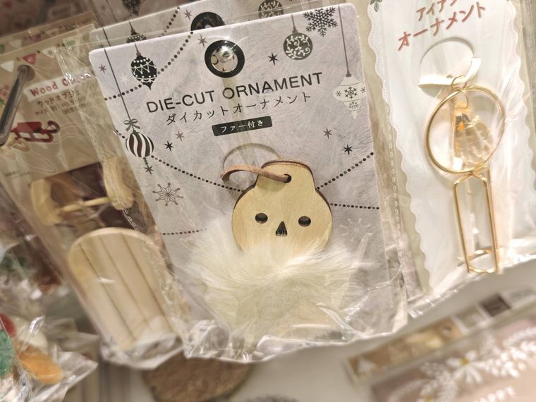 ダイカットオーナメント ファー付き