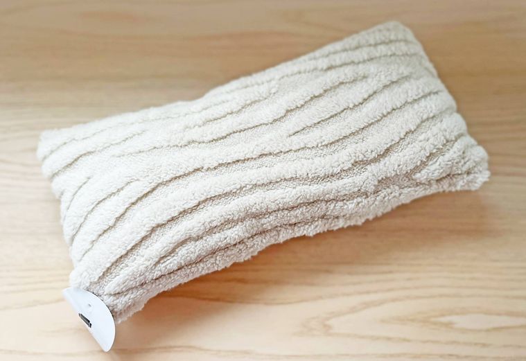 セリアのレクタングルクッション