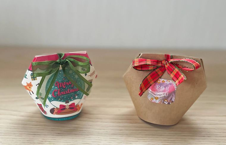 紙コップを使ったクリスマスラッピング