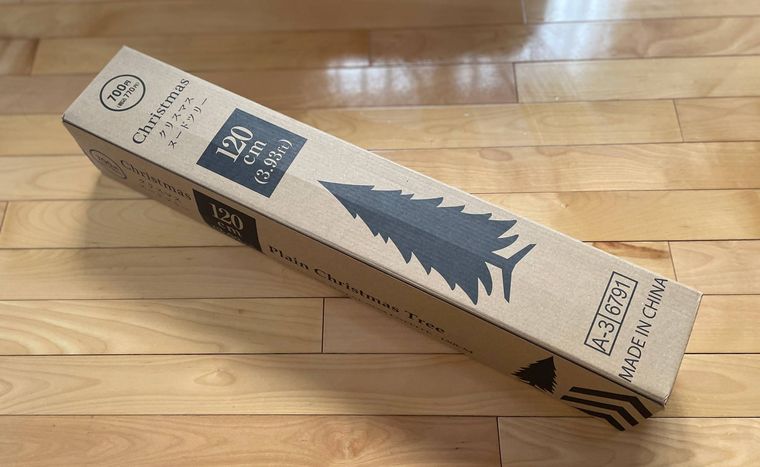 ダイソークリスマスヌードツリーのパッケージ