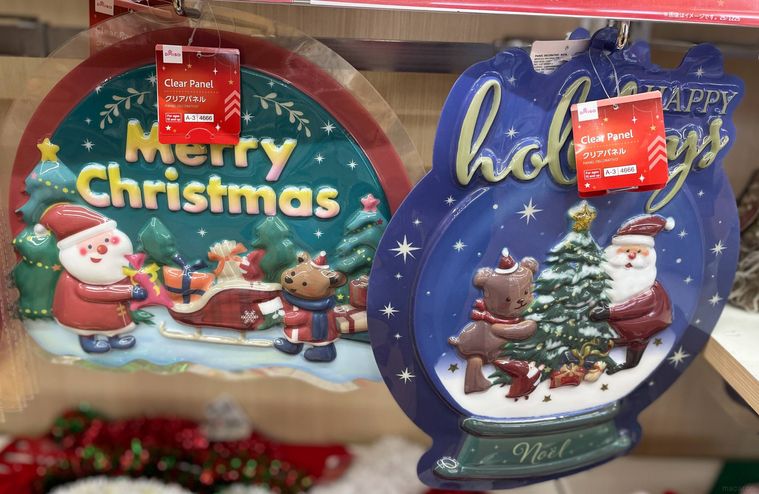 ダイソーのクリアパネルクリスマス