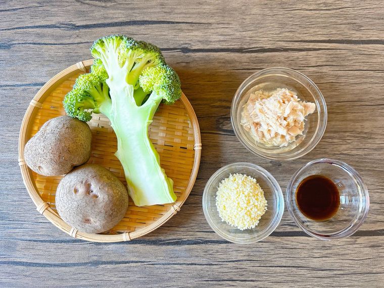 じゃがいもとブロッコリーのツナチーズサラダの材料