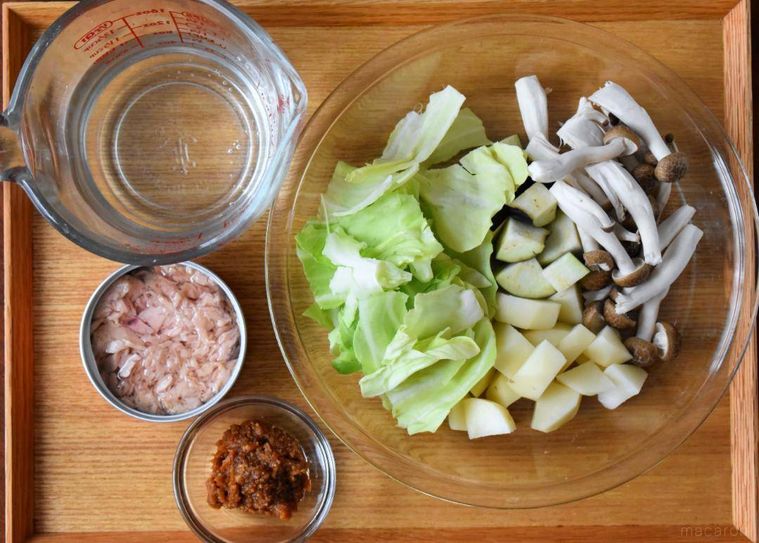 みそ汁の材料4種