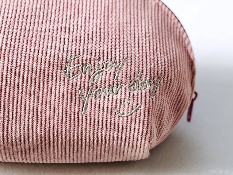 スターバックスのポーチ