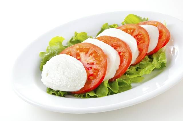 3. 彩りと食感の演出