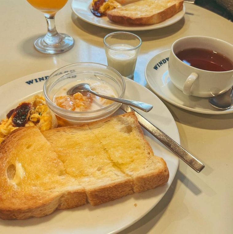 白いお皿に盛られたモーニング Cセット