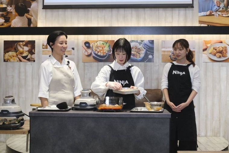 料理デモンストレーション