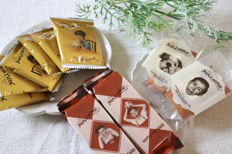 ザ・メープルマニアメープルクリスマス缶の中身