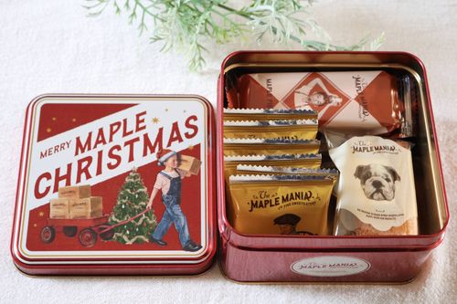 ザ・メープルマニアの限定メープルクリスマス缶の中身をレポ人気スイーツ3種を食べ比べ