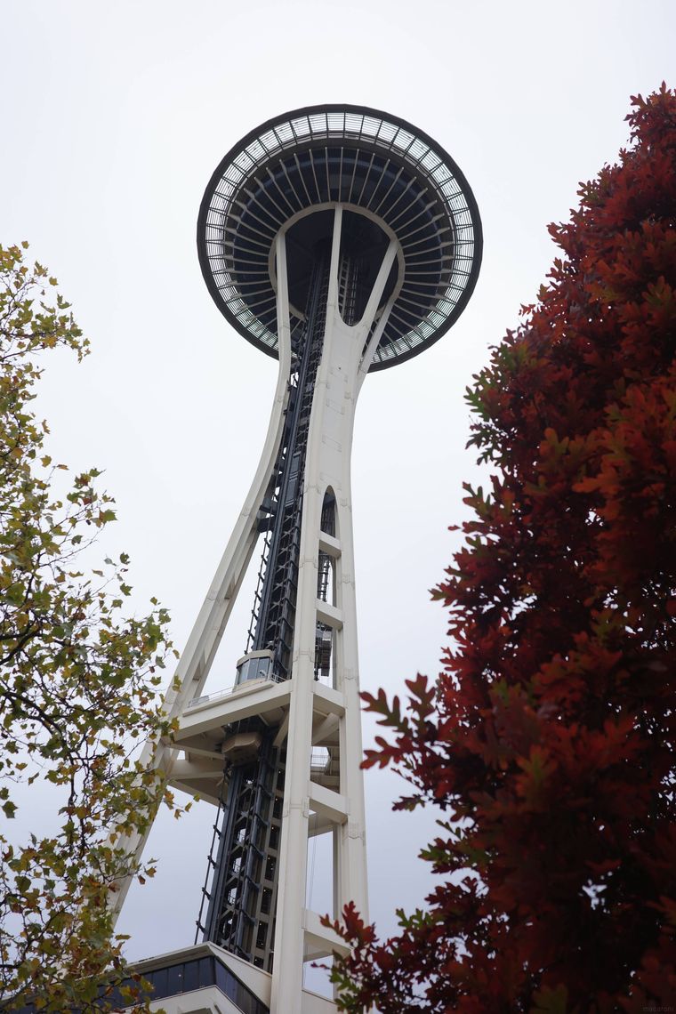 スペースニードル