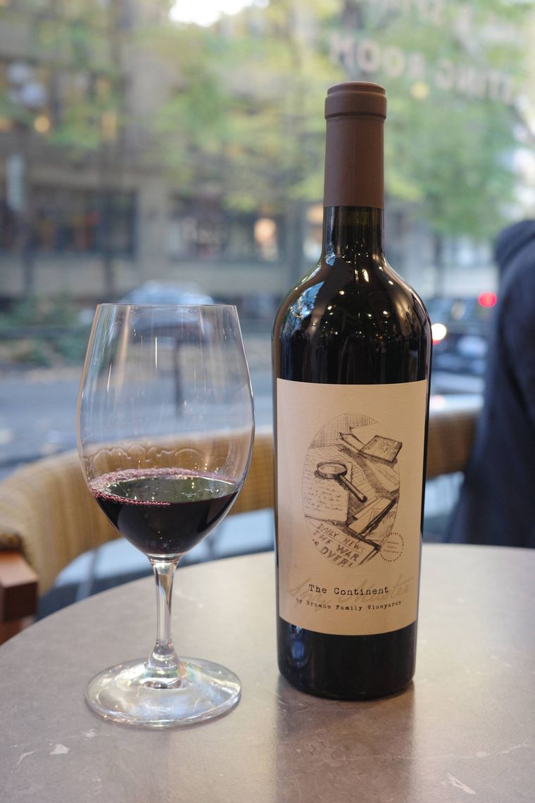 ワインのボトル