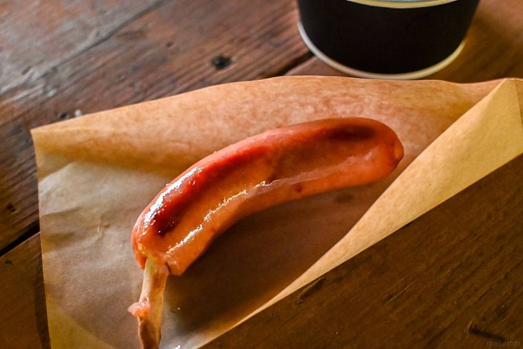 骨付きソーセージのアップ