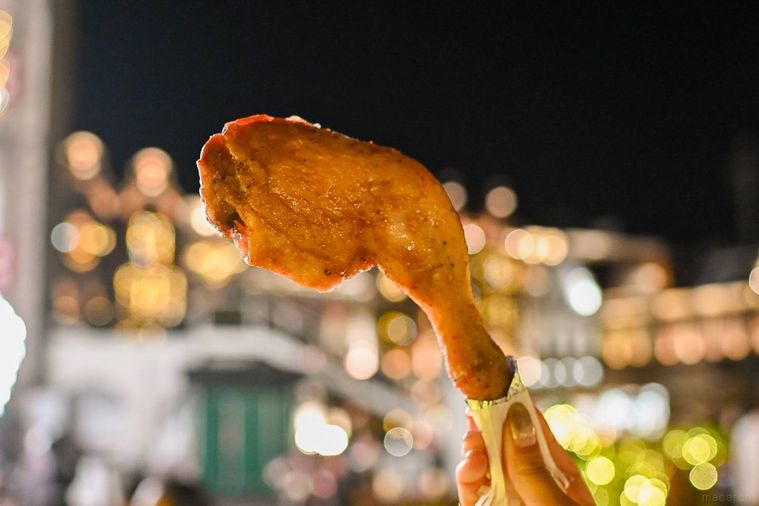 フライドチキンのアップ